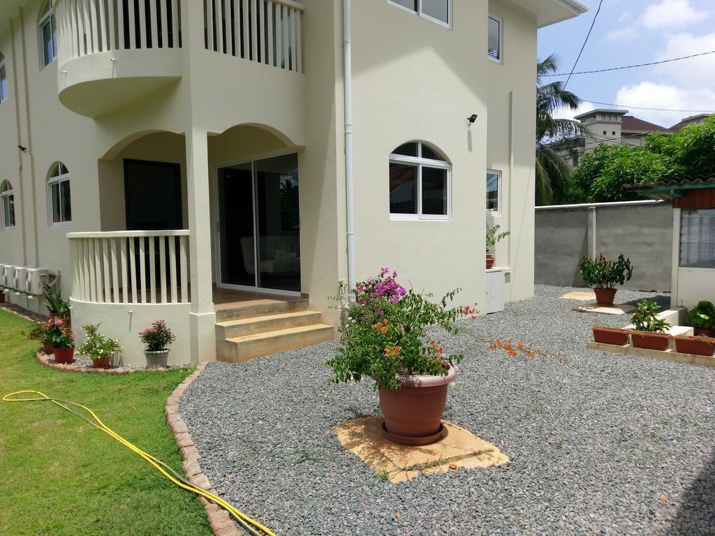 בו ואלון Flower Garden Self-Catering Apartments מראה חיצוני תמונה